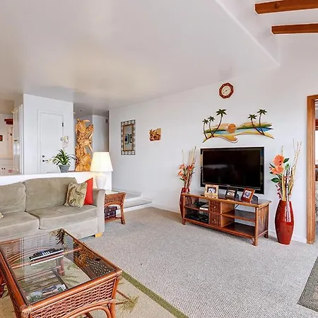 H230 - Hamilton Cove Villa 2-30